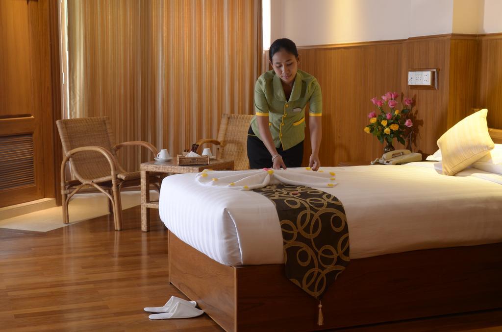 Hotel Sidney Rangoon Buitenkant foto