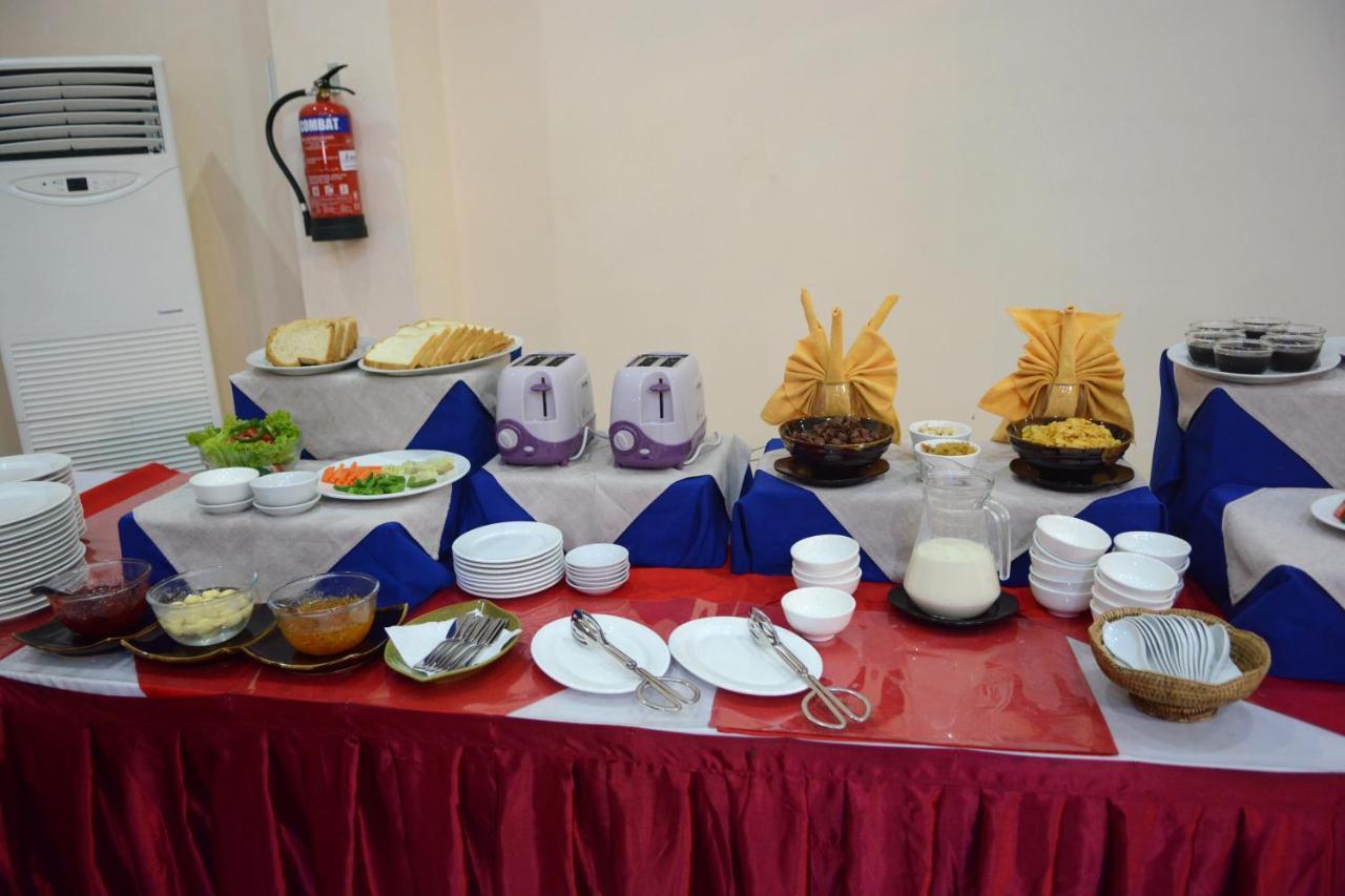 Hotel Sidney Rangoon Buitenkant foto