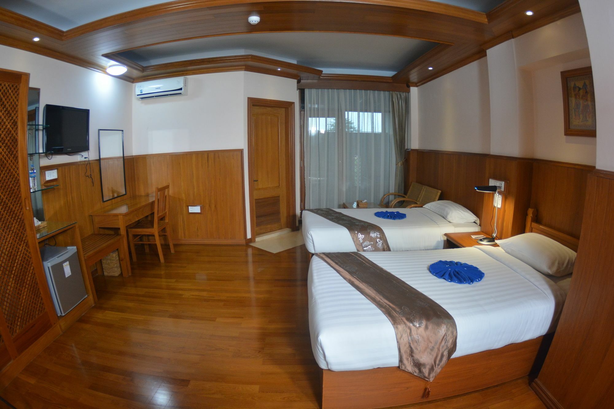 Hotel Sidney Rangoon Buitenkant foto